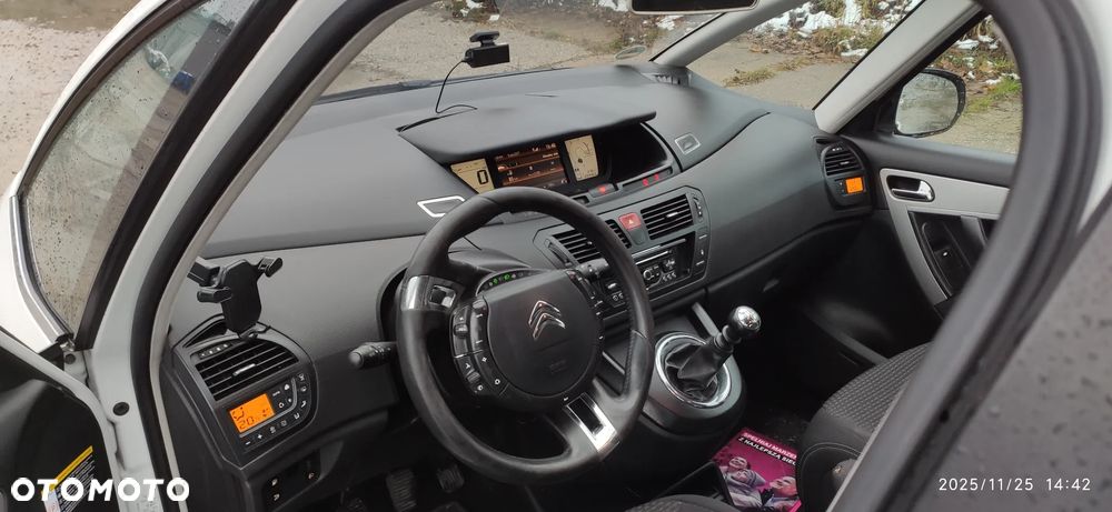 Citroën C4 Picasso 2.0 HDi FAP Exclusive - 8