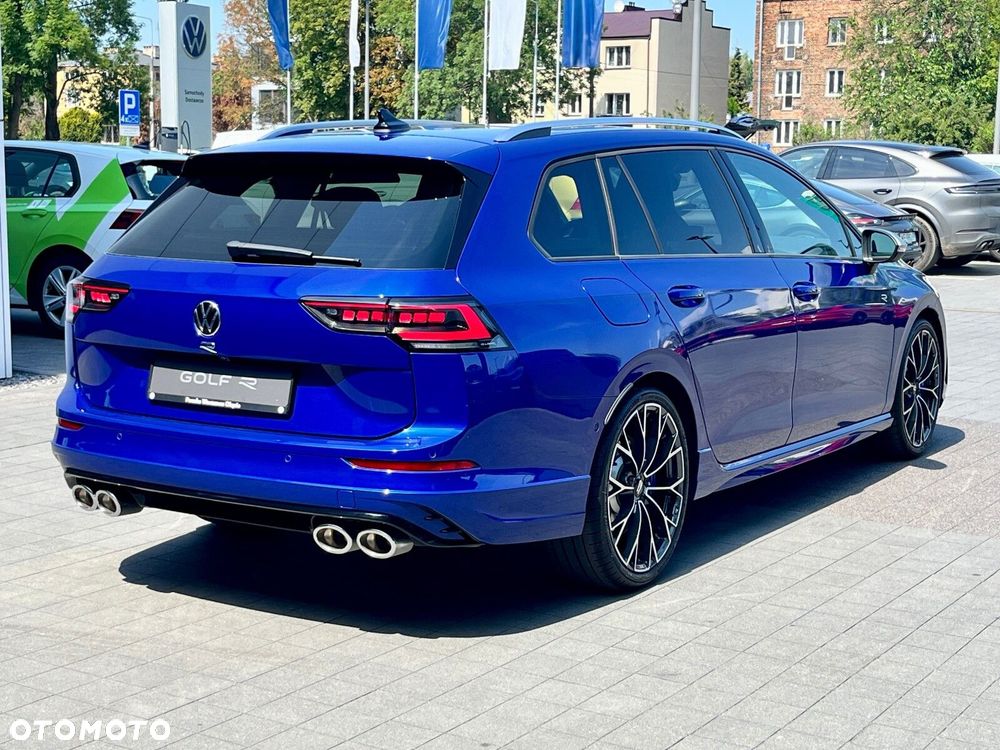 Volkswagen Golf Variant - 13