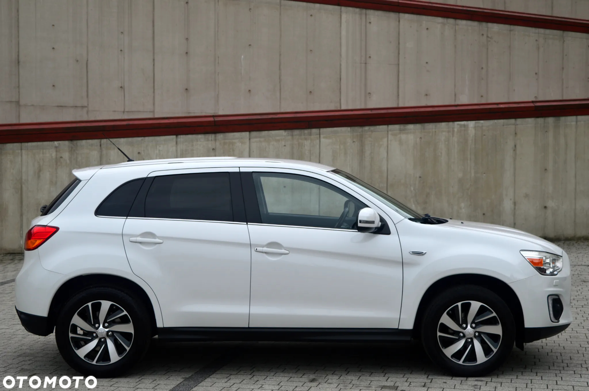 Mitsubishi ASX - 8