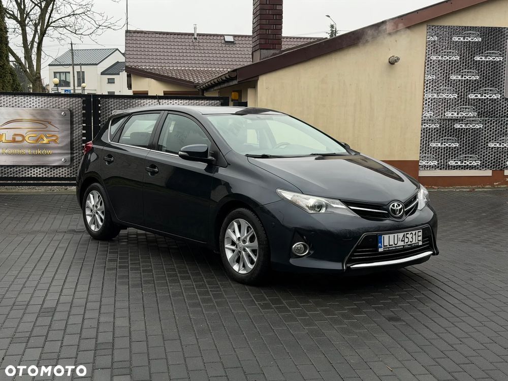 Toyota Auris 2.0 D-4D Premium - 3