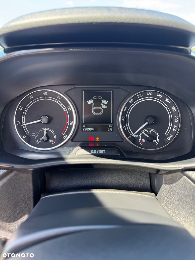Skoda Fabia 1.0 Ambition - 15