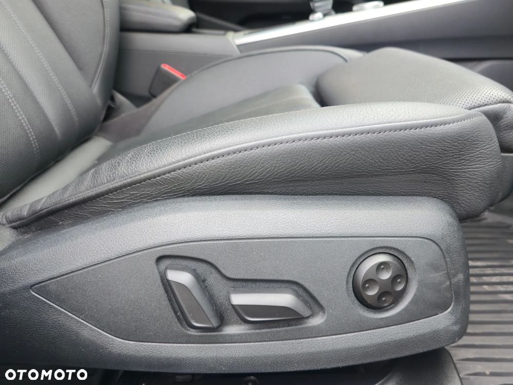 Audi A4 Limousine 2.0 TFSI quattro S tronic design - 23