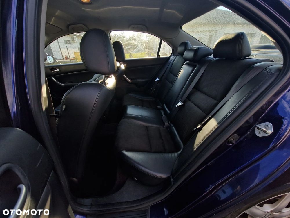 Honda Accord 2.0 Executive - 21