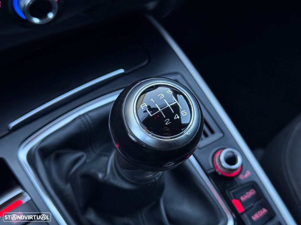 Audi A4 Avant 2.0 TDI ultra DPF Attraction - 16