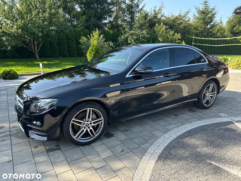 Mercedes-Benz Klasa E 220 d 4-Matic 9G-TRONIC - 2