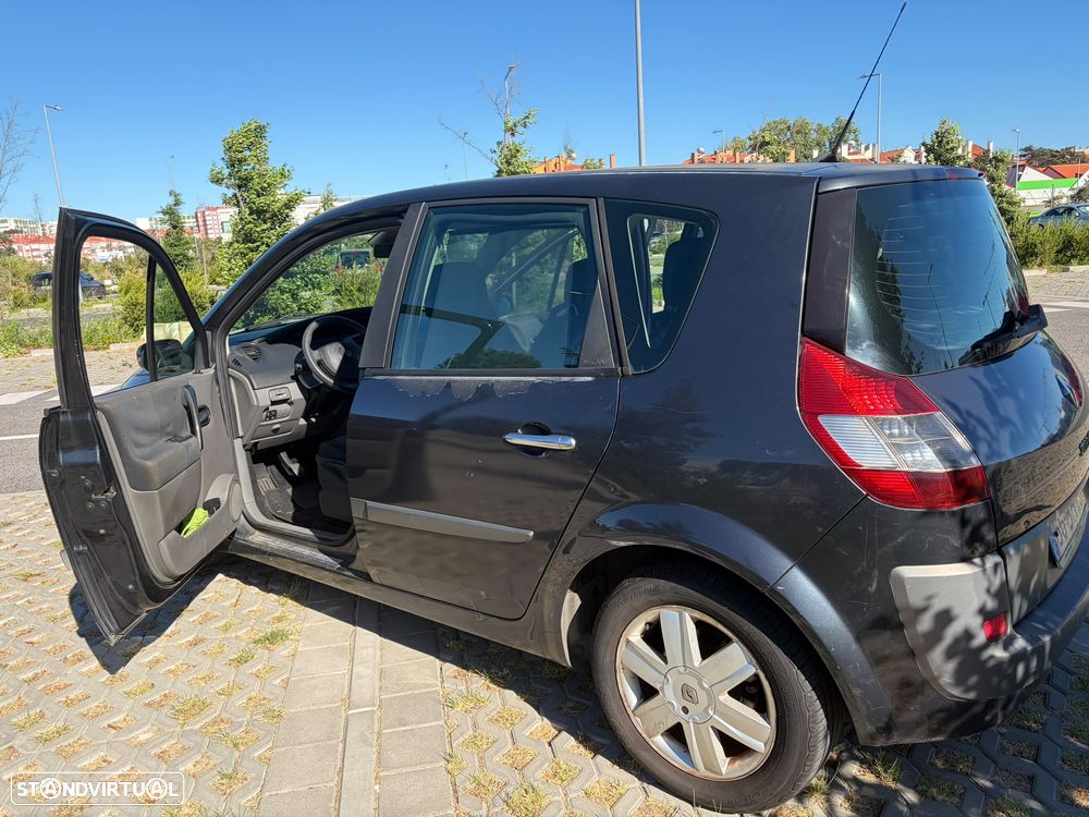 Renault Scénic 1.5 dCi Dynamique Luxe - 10