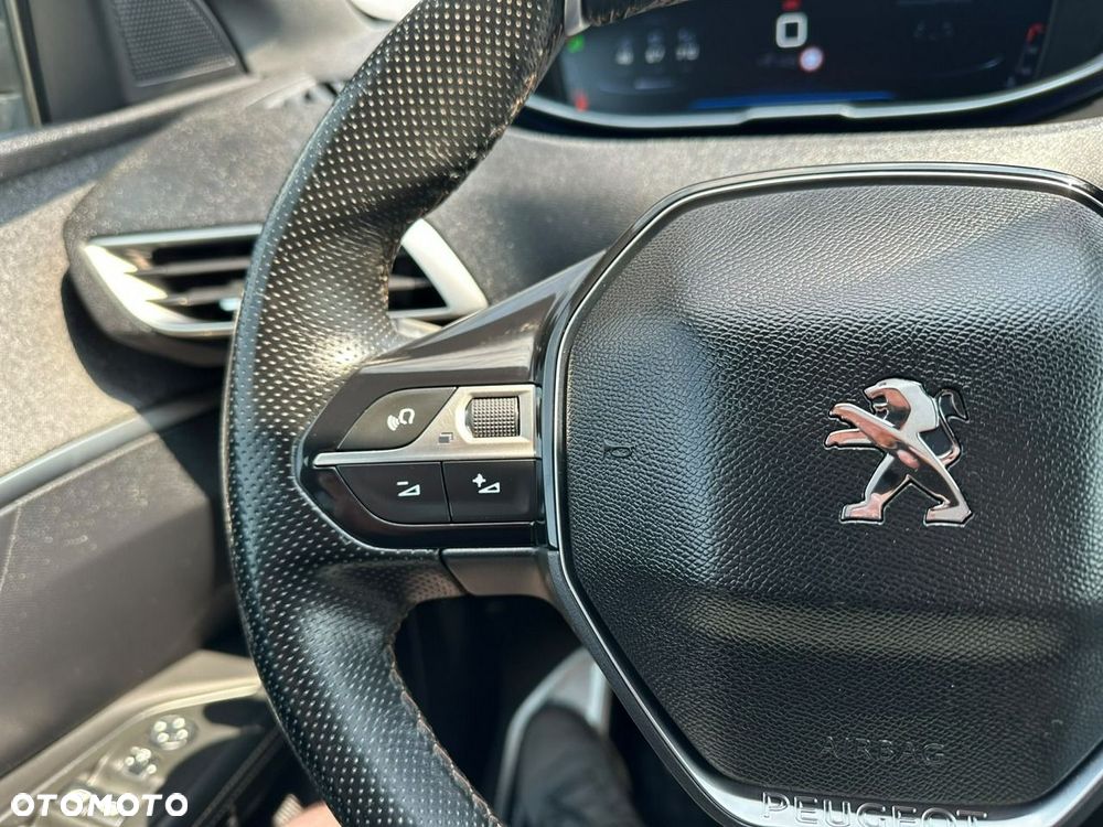 Peugeot 3008 1.2 PureTech GT S&S - 17