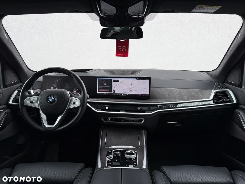 BMW X7 - 11