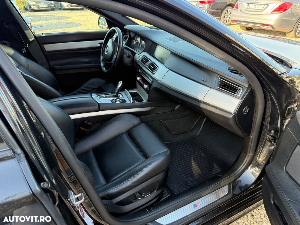 BMW Seria 7 740d xDrive Edition Exclusive - 11