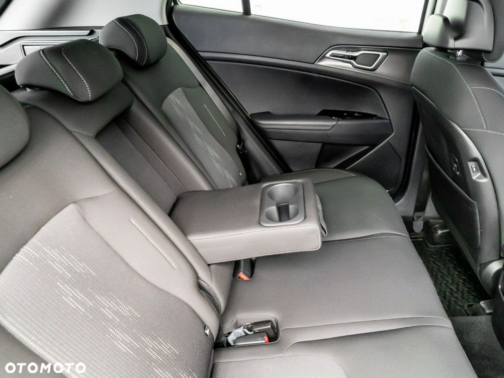 Kia Sportage 1.6 T-GDI HEV L 2WD - 16