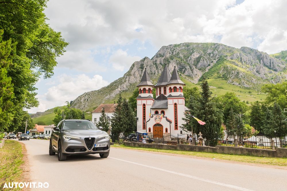 Alfa Romeo Stelvio 2.0 Turbo AWD AT8 Super - 11