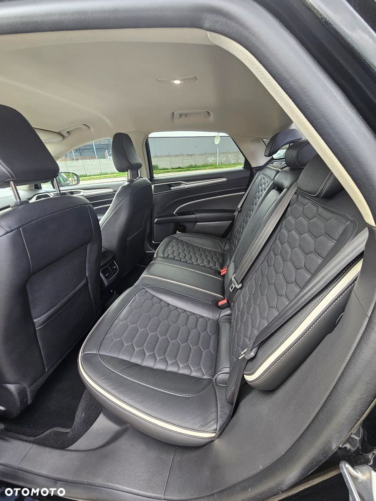 Ford Mondeo Vignale 2.0 EcoBoost - 8