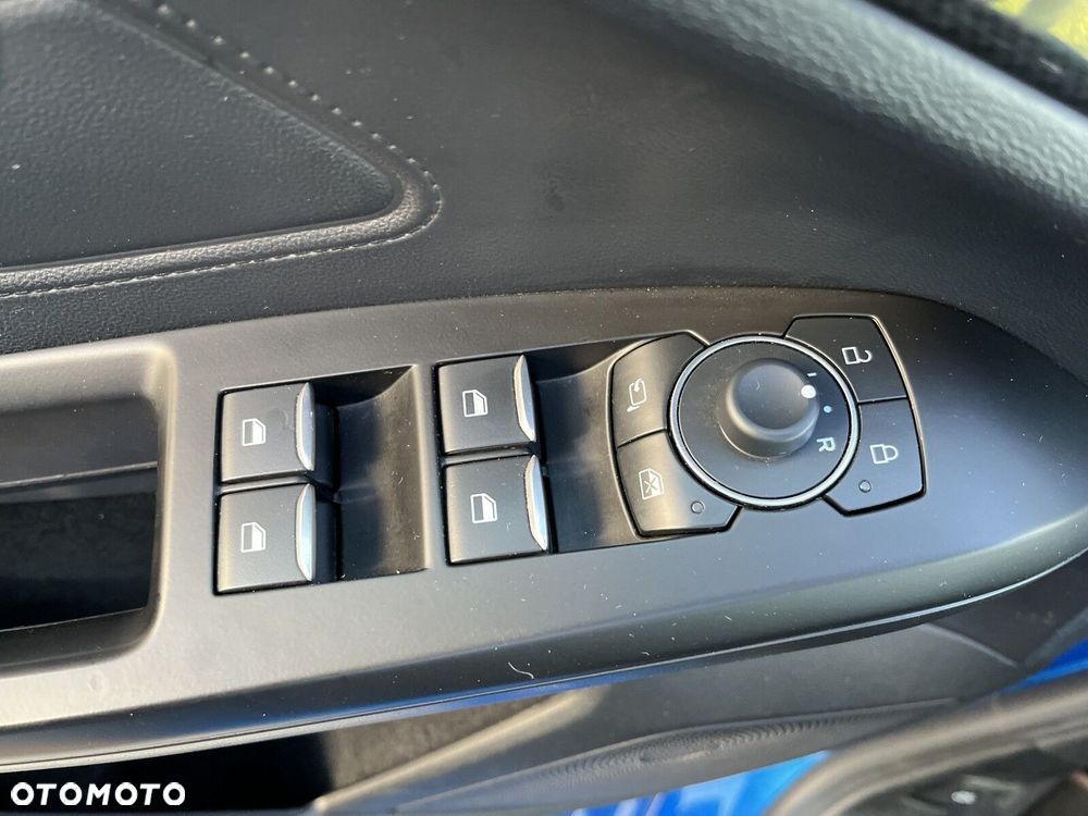 Ford Focus - 11