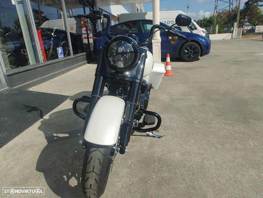 Harley-Davidson Road King Special - 7