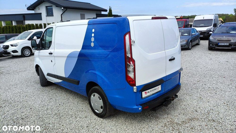 Ford Transit Custom - 13
