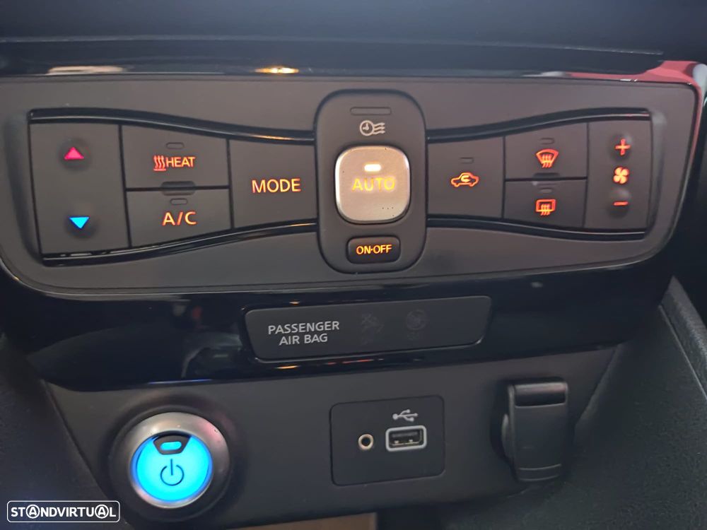 Nissan Leaf Acenta - 14