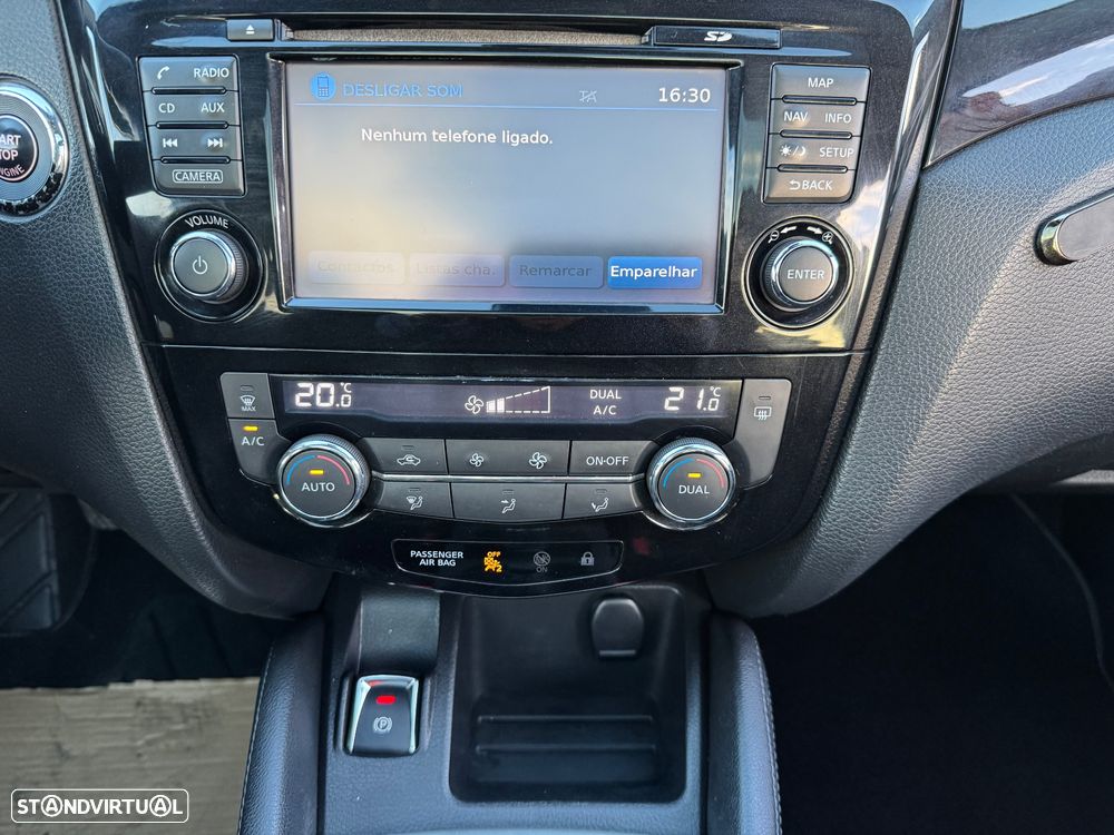 Nissan Qashqai 1.5 dCi N-Connecta 18 - 13