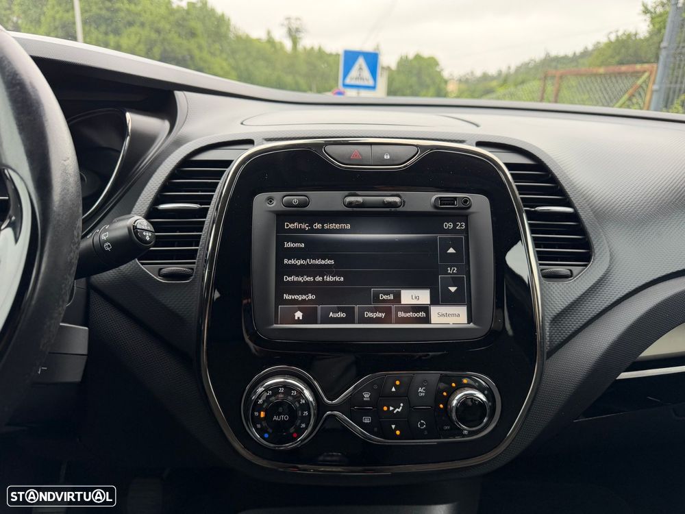 Renault Captur 1.5 dCi Exclusive - 24