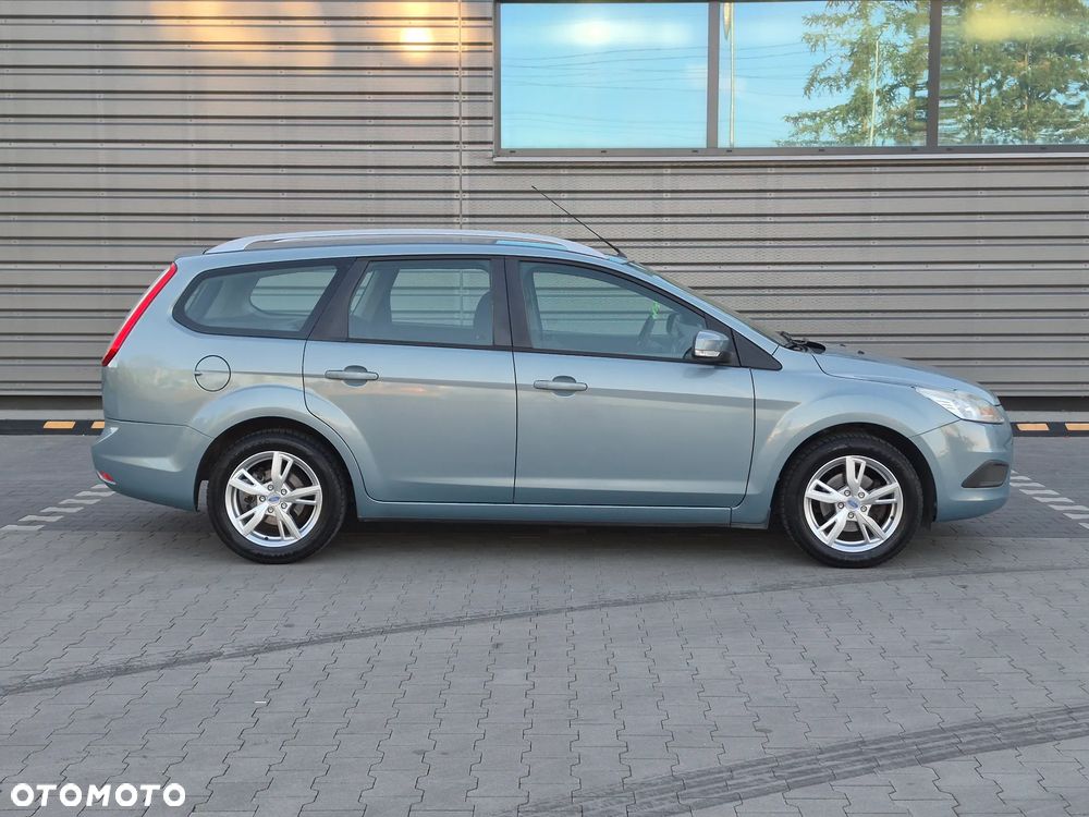 Ford Focus 1.6 X100 - 11