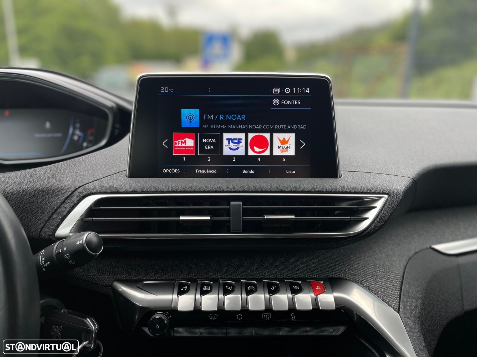 Peugeot 3008 1.5 BlueHDi Allure EAT8 - 27