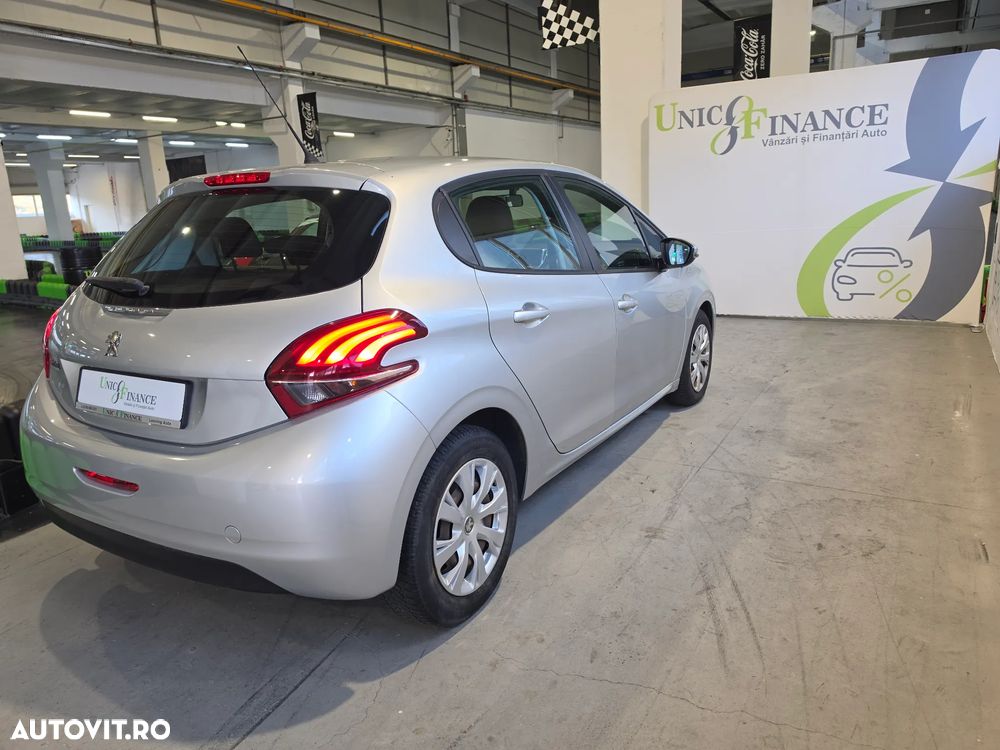 Peugeot 208 1.6 BlueHDi FAP Style - 5