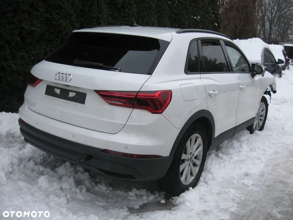 Audi Q3 35 TFSI S tronic - 3