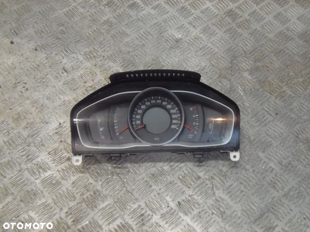VOLVO S60 II Diesel LICZNIK ZEGARY Europa 31327747 - 1