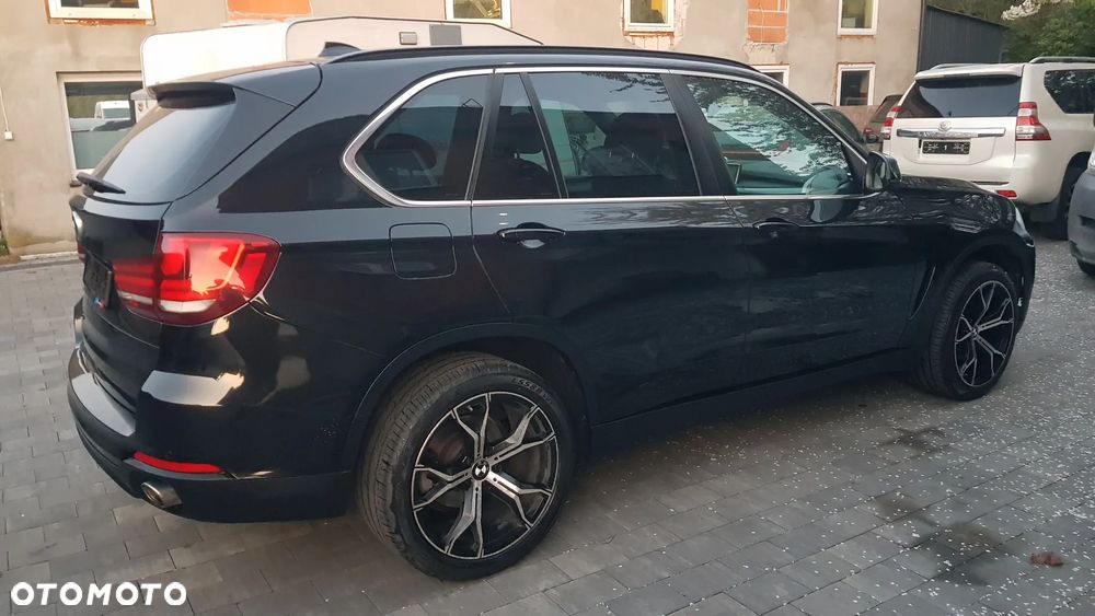 BMW X5 xDrive25d - 13