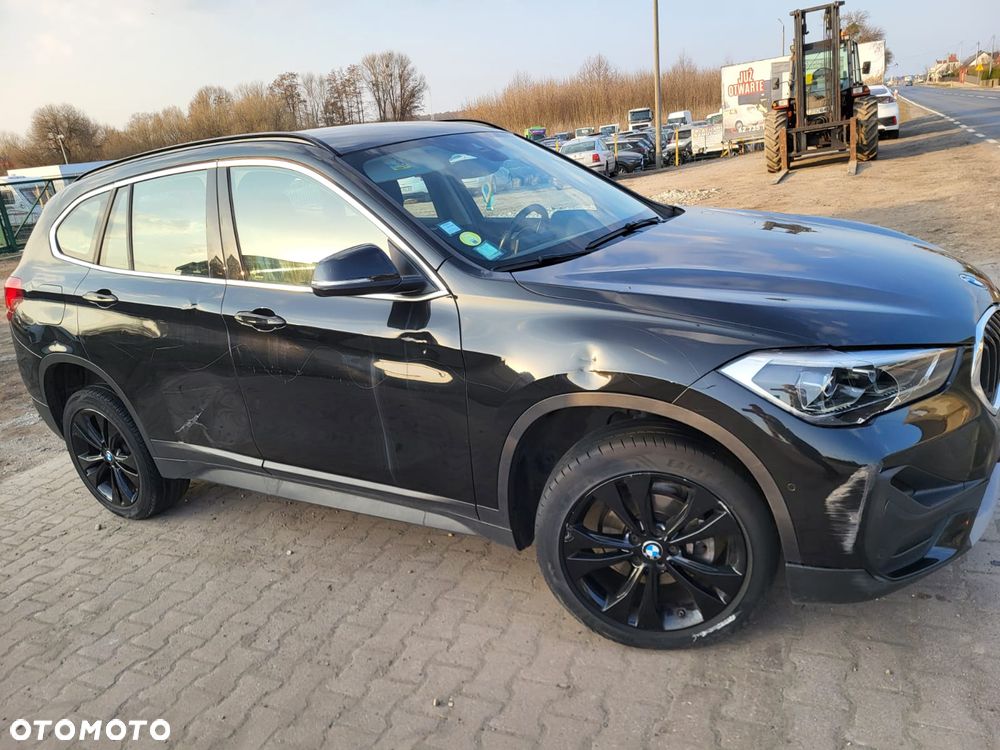 BMW X1 sDrive16d Advantage - 22