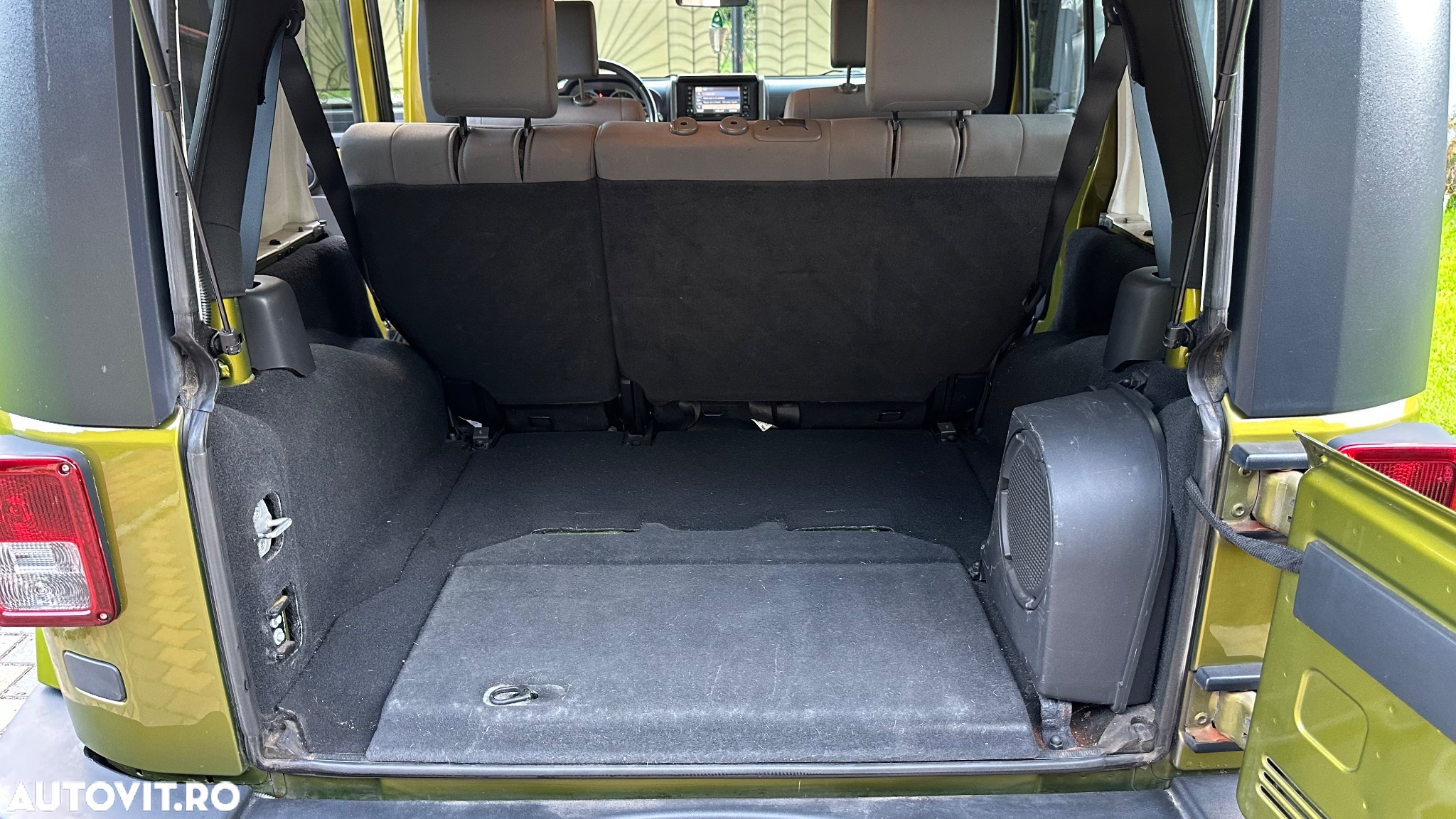 Jeep Wrangler Unlimited 2.8 CRD DPF Automatik Sahara - 22