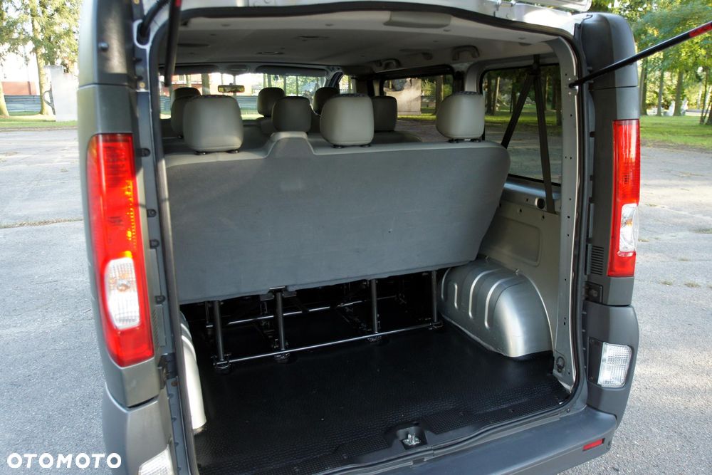 Renault Trafic L1H1 Passenger Lux - 35