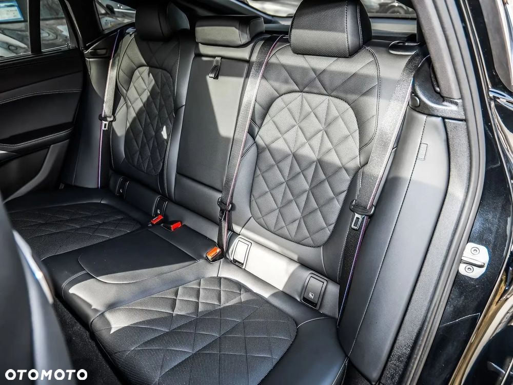 BMW X6 - 8