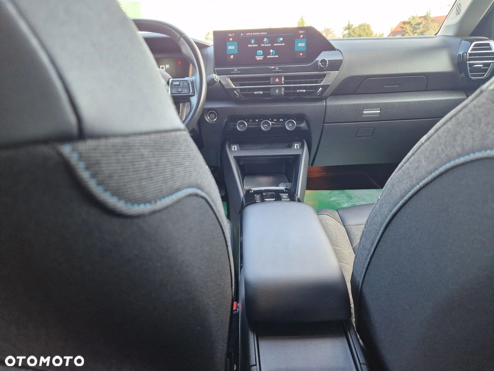 Citroën C4 BlueHDi 130 Stop&Start EAT8 FEEL PACK - 18