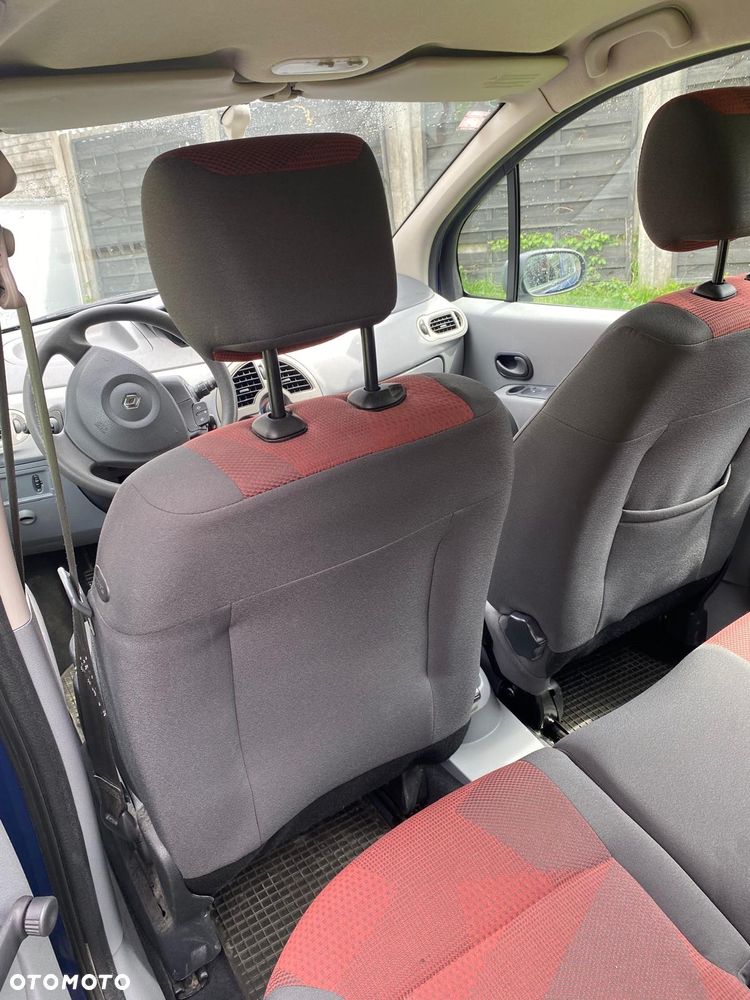 Renault Modus - 12