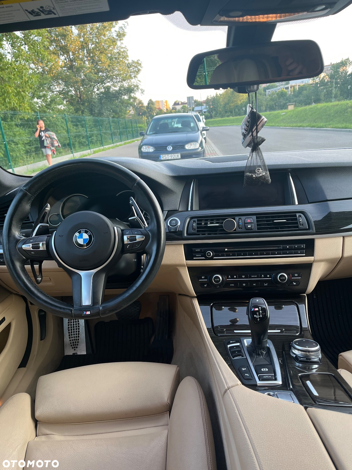 BMW Seria 5 528i xDrive - 18