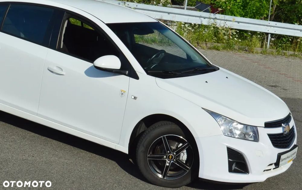 Chevrolet Cruze - 4