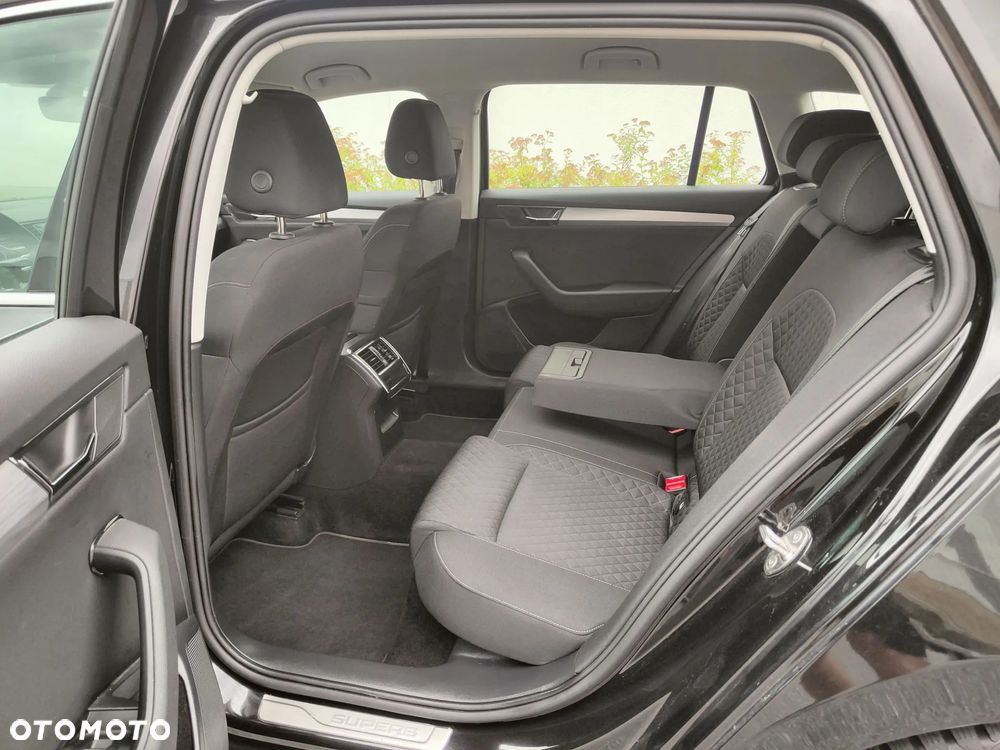 Skoda Superb 1.5 TSI ACT Ambition DSG - 14