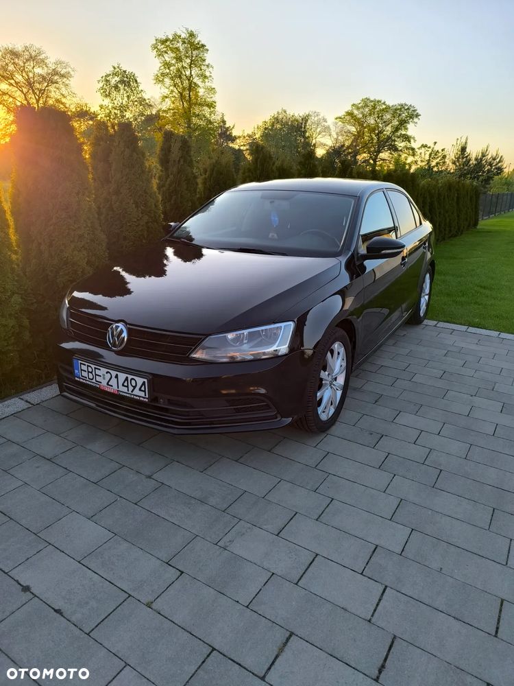 Volkswagen Jetta 2.0 TDI DPF BMT Trendline - 8