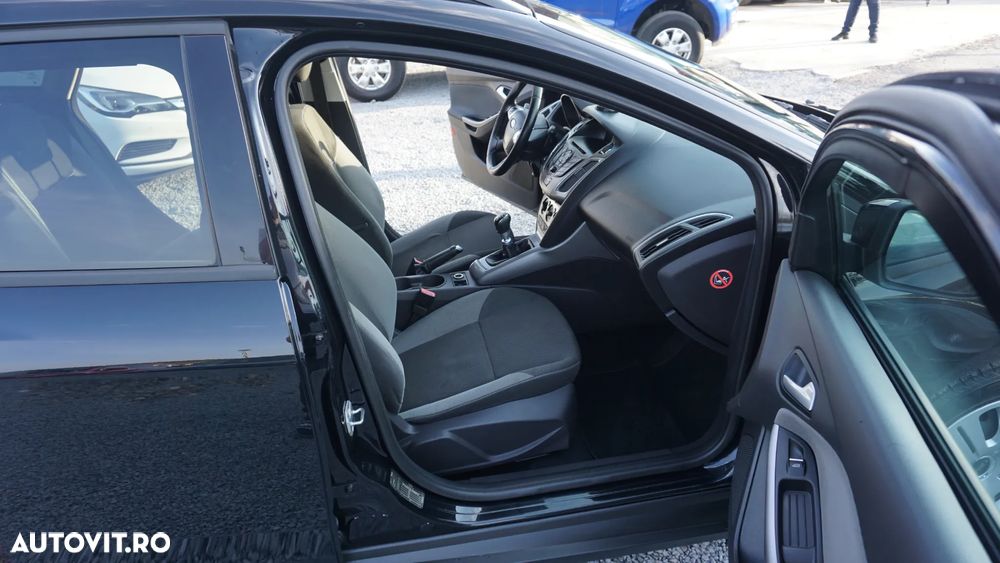 Ford Focus 1.0 EcoBoost Start-Stopp-System TREND - 11