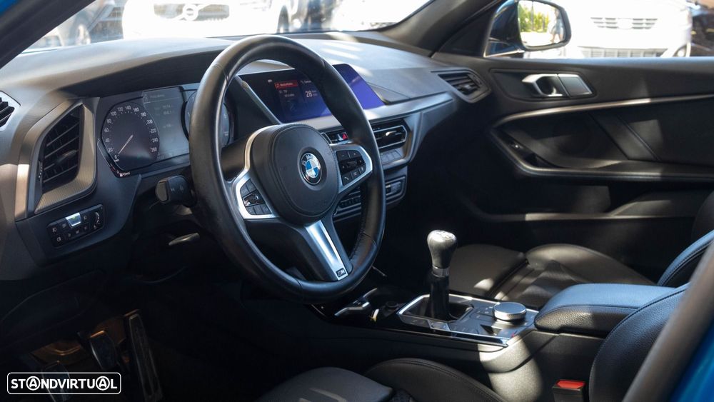BMW 116 d Pack Desportivo M - 4