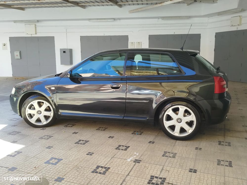 Audi S3 1.8 T quattro - 8