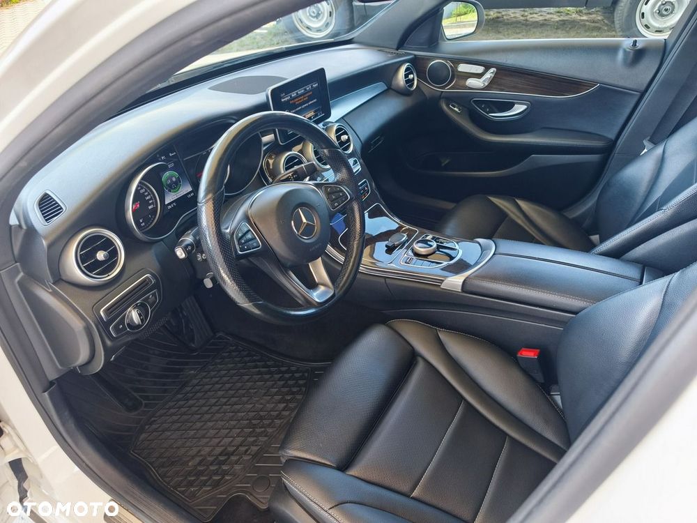 Mercedes-Benz Klasa C 300 7G-TRONIC Avantgarde - 15