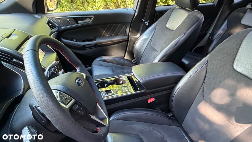 Ford Edge 2.0 EcoBlue Twin-Turbo 4WD ST-Line - 19
