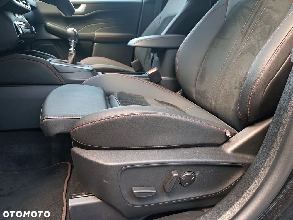Ford Kuga 1.5 EcoBoost FWD ST-Line X - 5