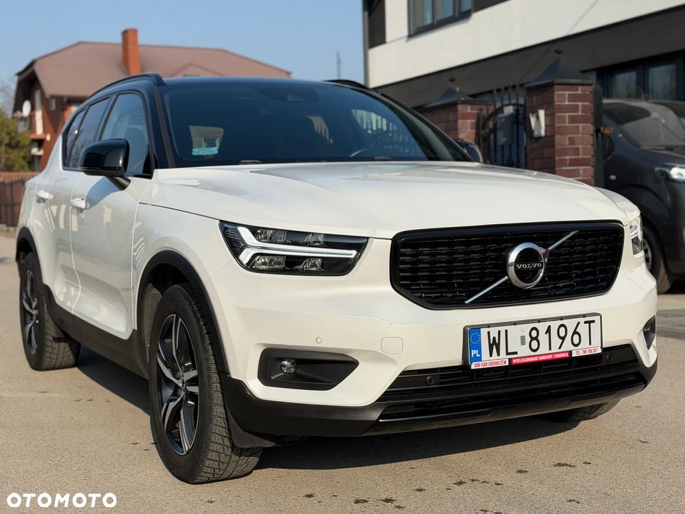 Volvo XC 40 T5 AWD R-Design - 3