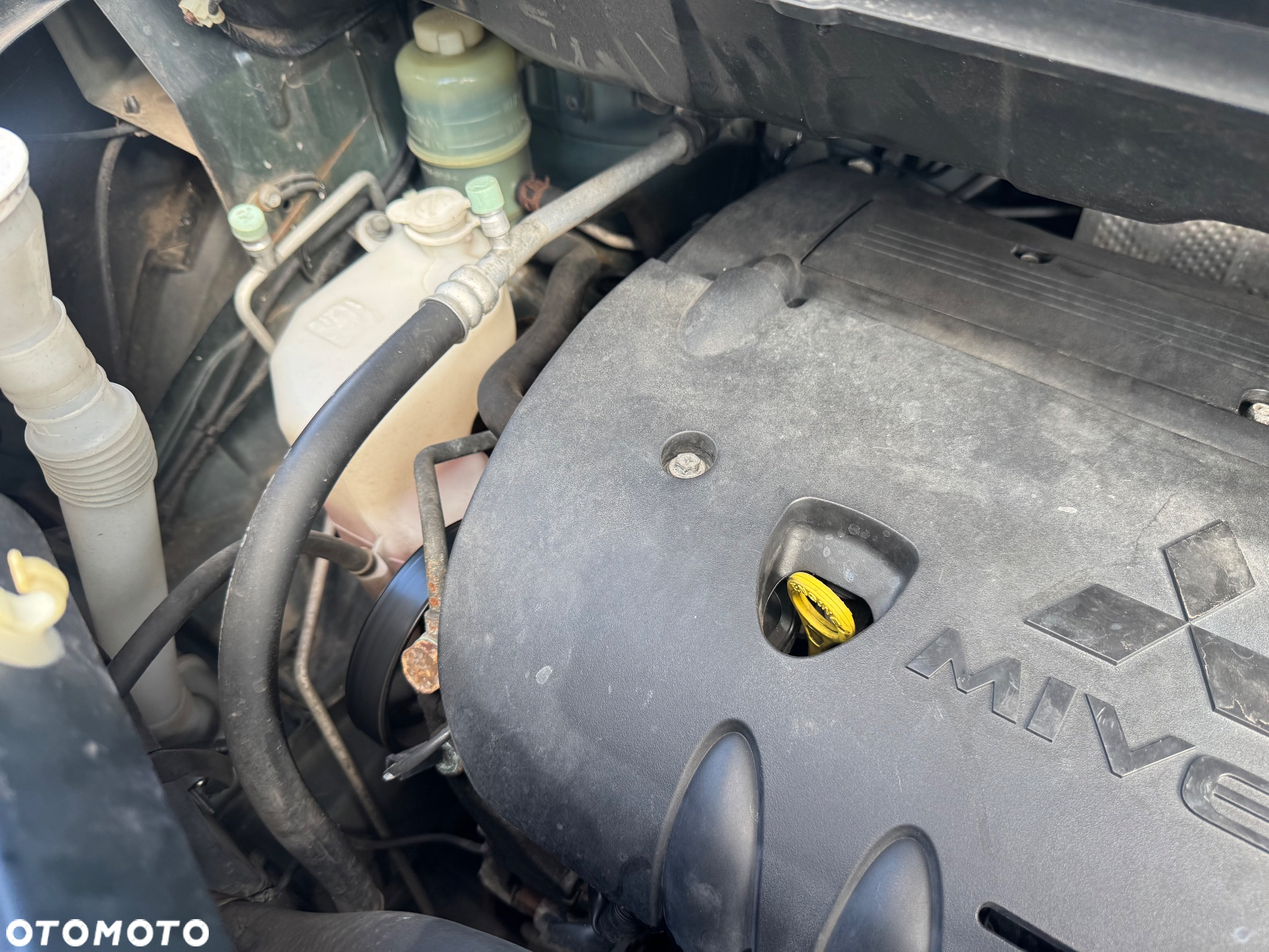 Mitsubishi L400 - 31