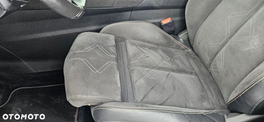 DS Automobiles DS 7 Crossback - 31