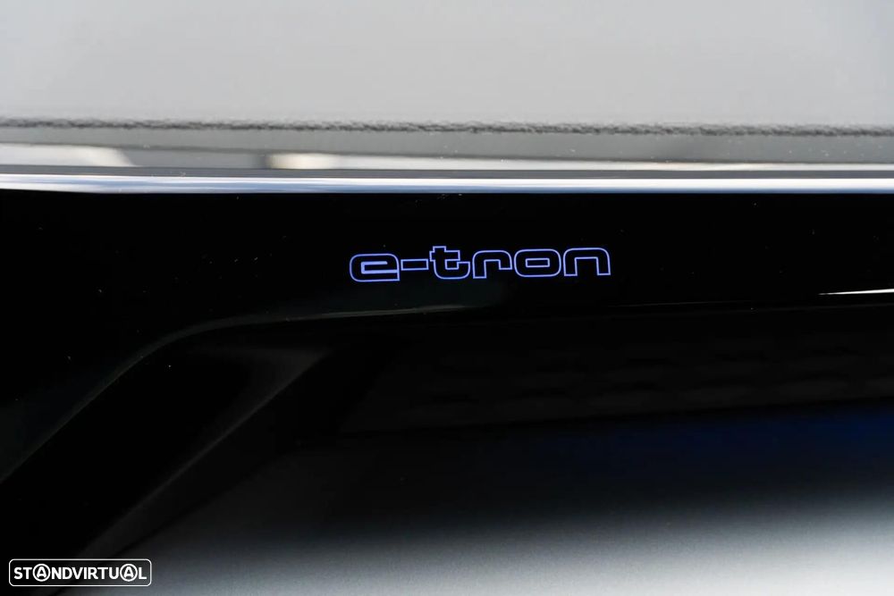 Audi e-tron GT quattro - 25