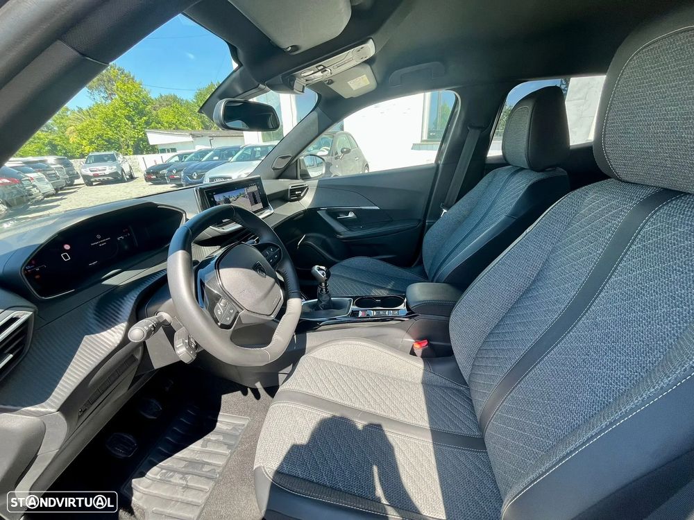 Peugeot 2008 1.2 PureTech Allure Pack - 10