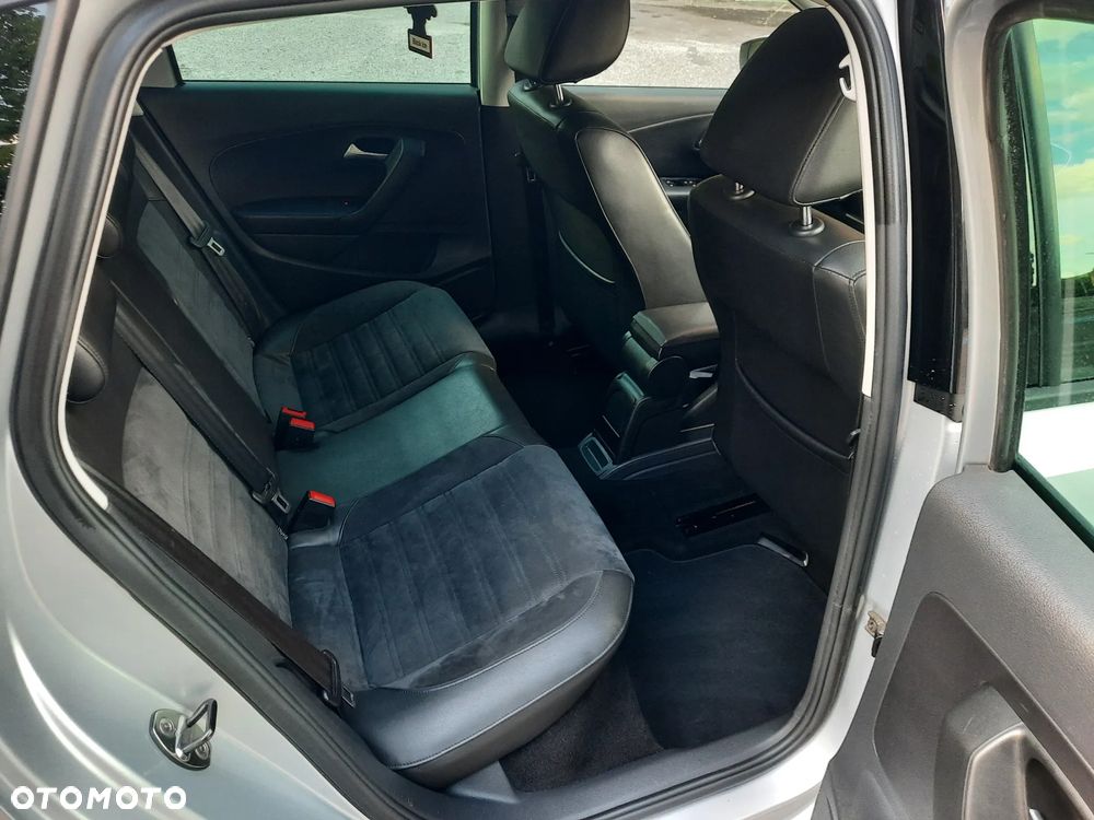 Volkswagen Polo 1.2 Comfortline - 16